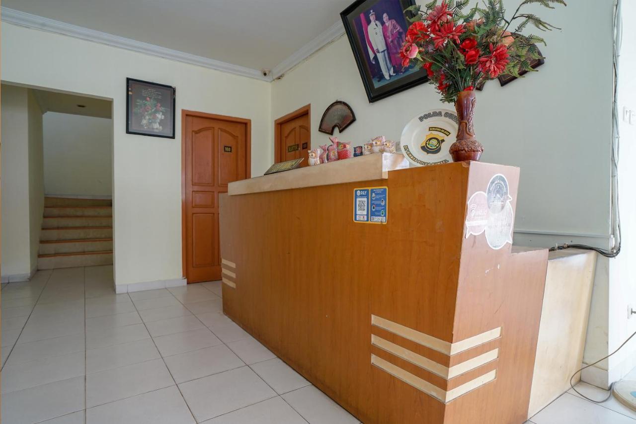 Vaccinated Staff - OYO 2025 Wisma Musdalifa Palembang Exterior foto